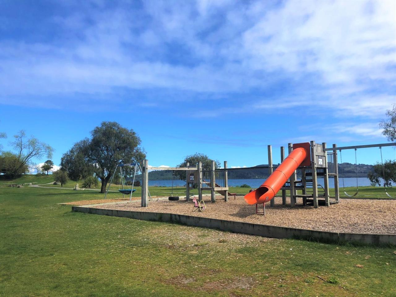Close To The Lake Lago Lago Taupo Exterior foto
