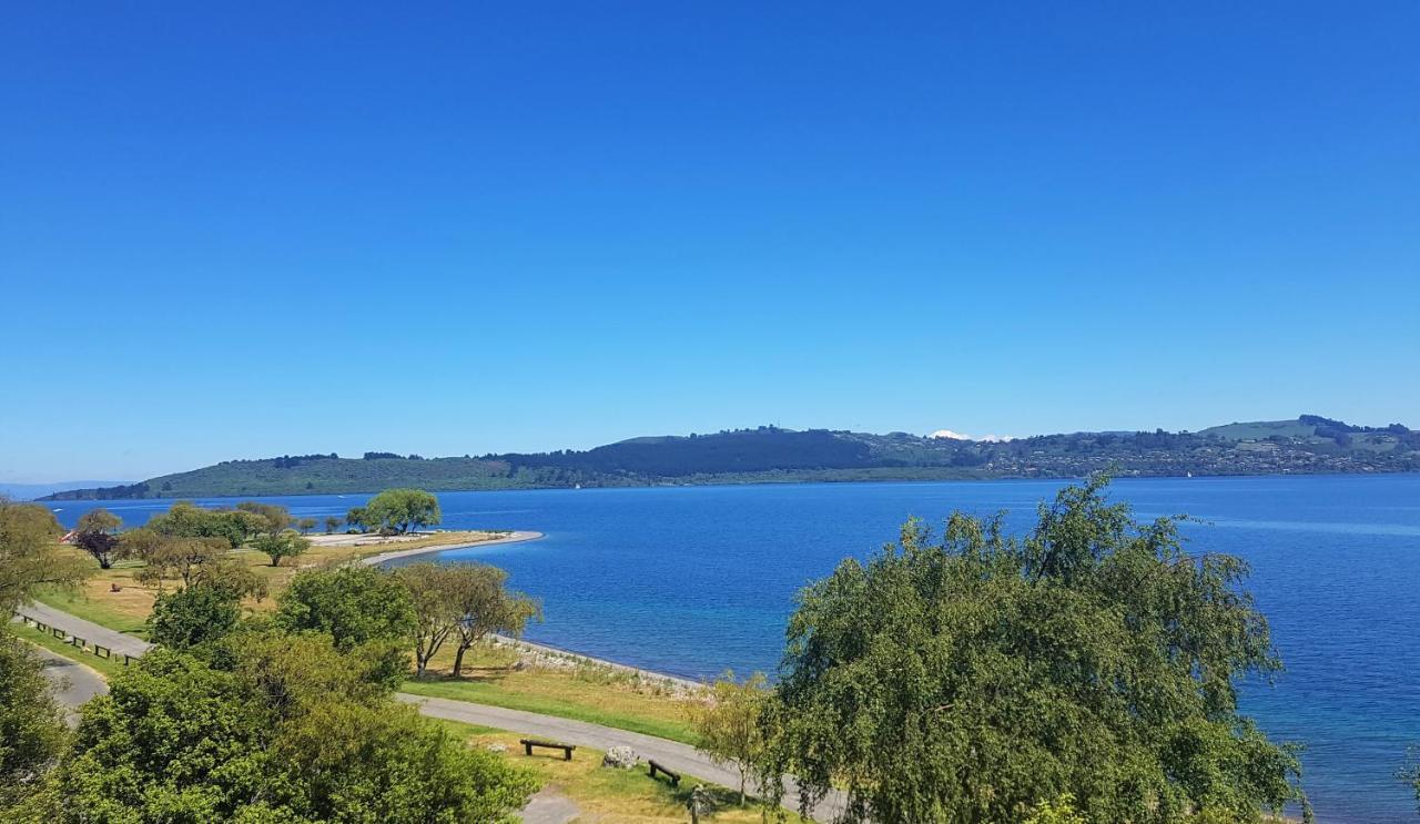 Close To The Lake Lago Lago Taupo Exterior foto